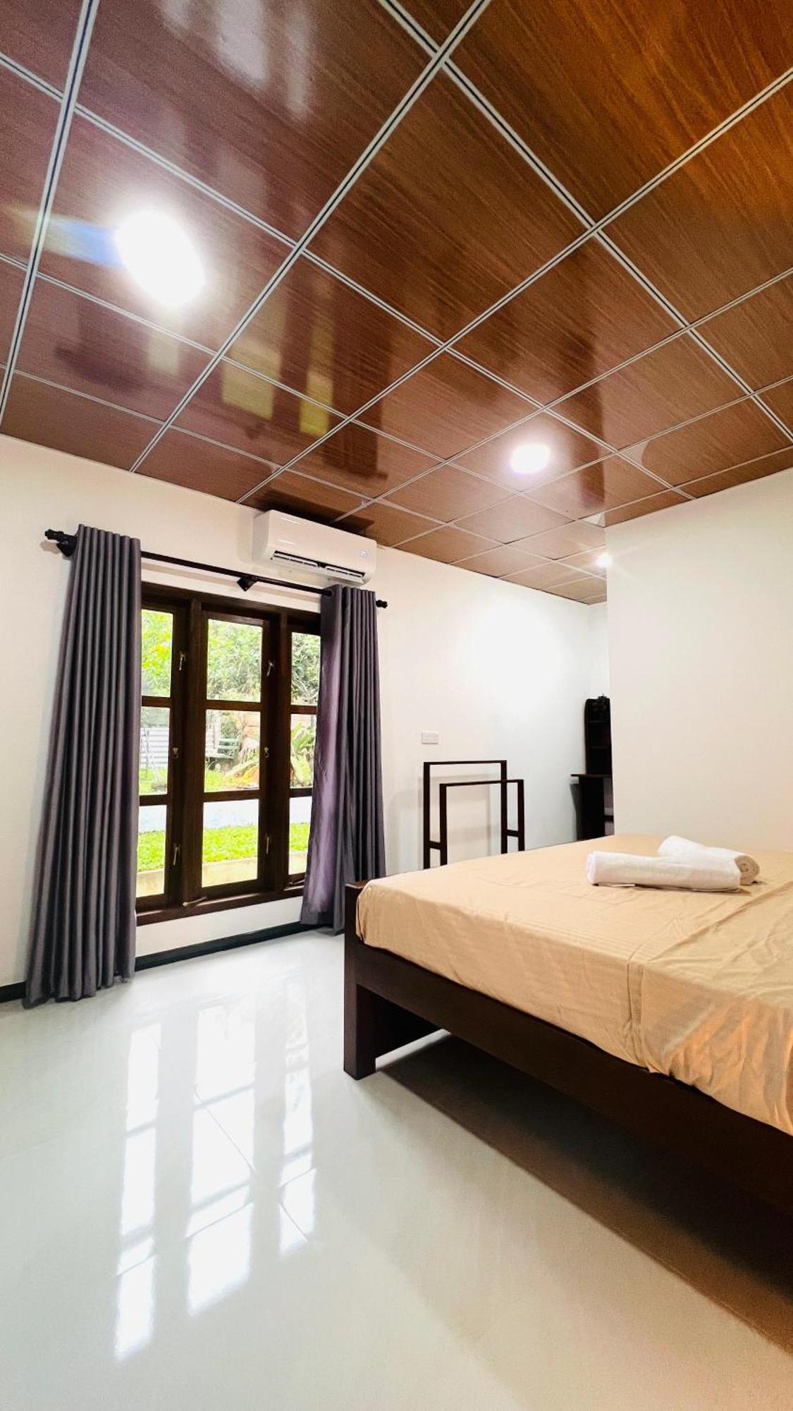 Udawalawa Safari Resort 우다왈라웨 외부 사진