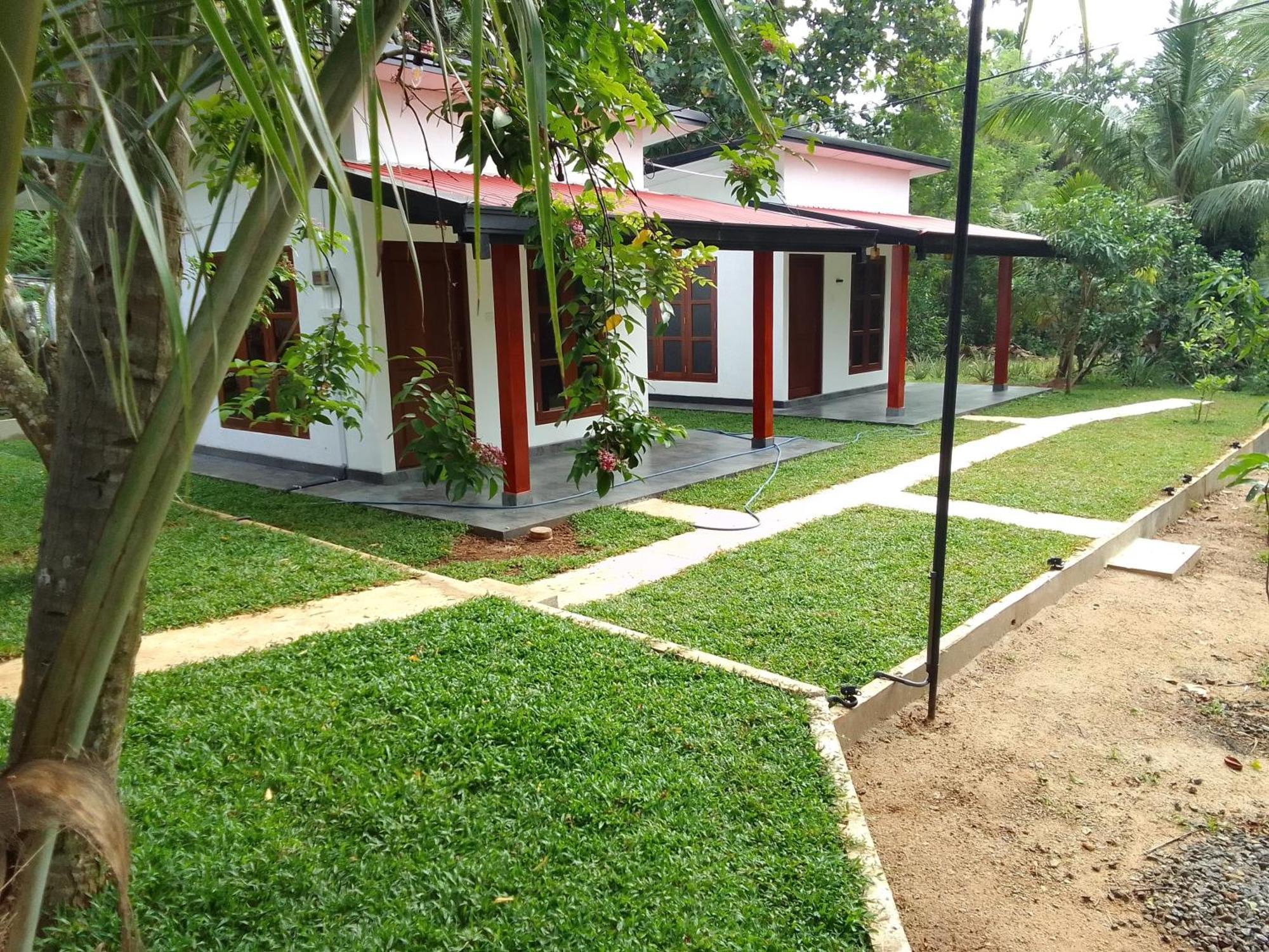 Udawalawa Safari Resort 우다왈라웨 외부 사진